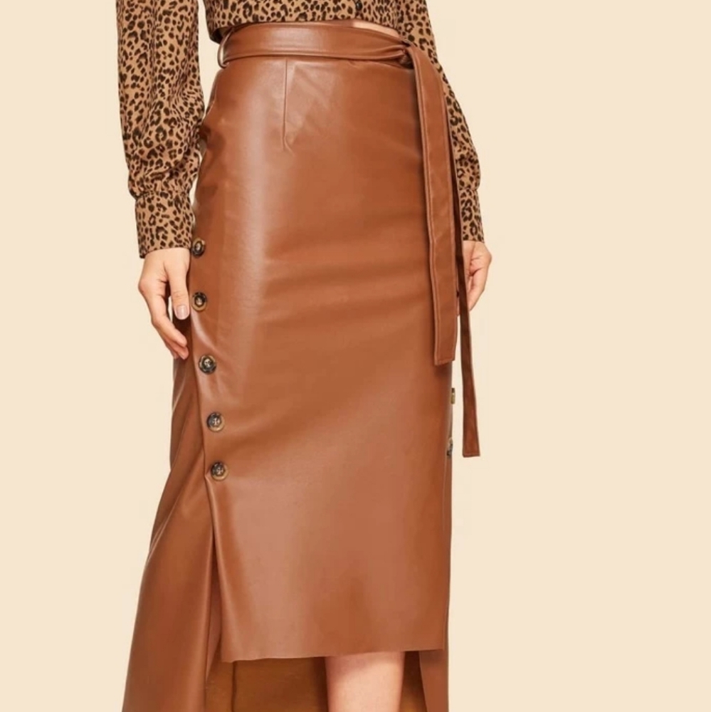Leather skirt